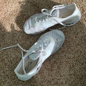 NFINITY Cheer Shoes